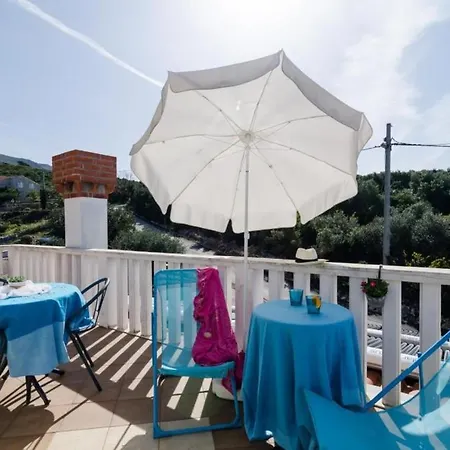 Bell Memories- Studio With Terrace And Street View... * Zvekovica