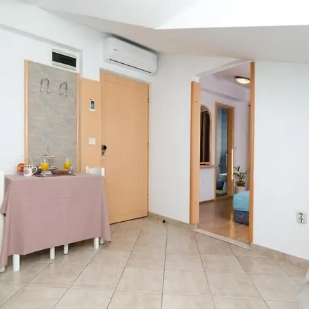 Bell Memories- Studio With Terrace And Street View... * Zvekovica